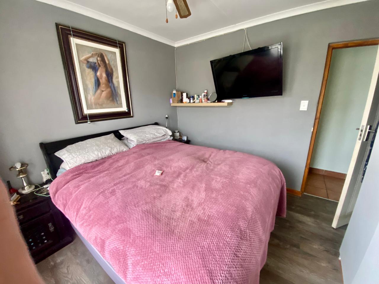 3 Bedroom Property for Sale in Heiderand Western Cape